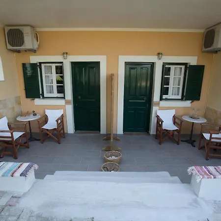 Liostasi Retreat アルゴストリオン